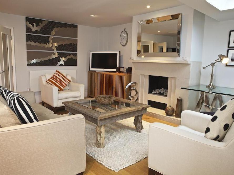 Diddly Squat, 43 Dart Marina Apartment Дартмут Екстериор снимка